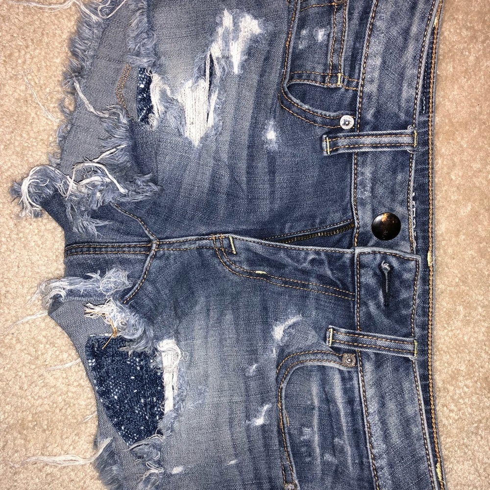 American Eagle- jean shortie